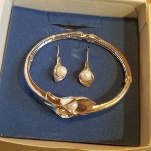 Calla Lily bracelet and earring set